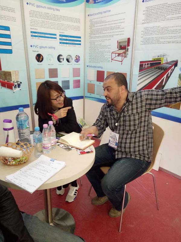 �������˽���